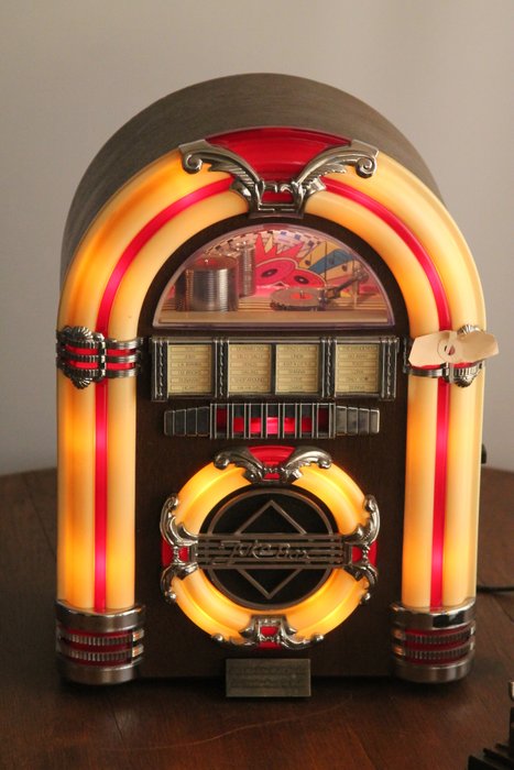 Retro Jukebox FM-AM Radio Cassette Player - Spirit of ST.