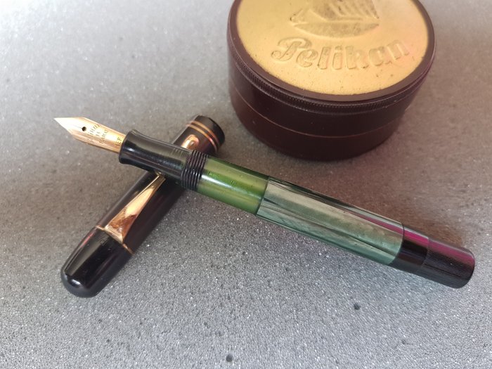1930's Pelikan 100 (Günther Wagner) fountain pen - Black and green - Rare 14k solid gold HEF nib - Just received a full service