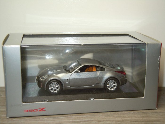 J-Collection - 1:43 - Nissan 350Z Coupe