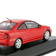 Minichamps 1:43 Opel Coupe Red 2000