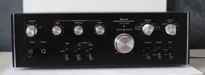 Legendary Sansui AU-5900 Amplifier