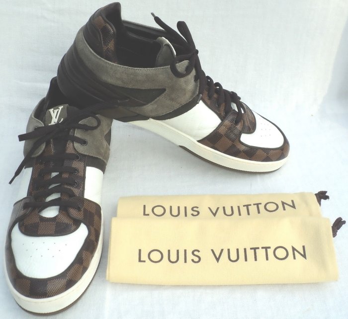 Louis Vuitton Damier Ebene Ace Sneakers 