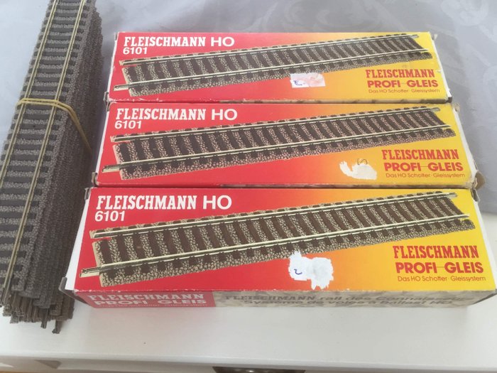 Fleischmann H0 - 6101 - 40 x Straight Profi rails