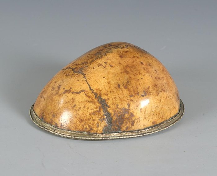 Tantric Kapala skull bowl - Tibet - 19th century