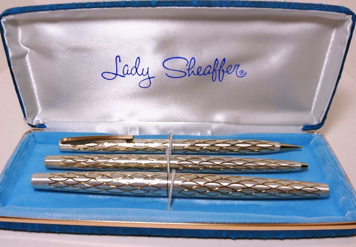 Set of 3 Lady Sheaffer 642 silver scolloped pens