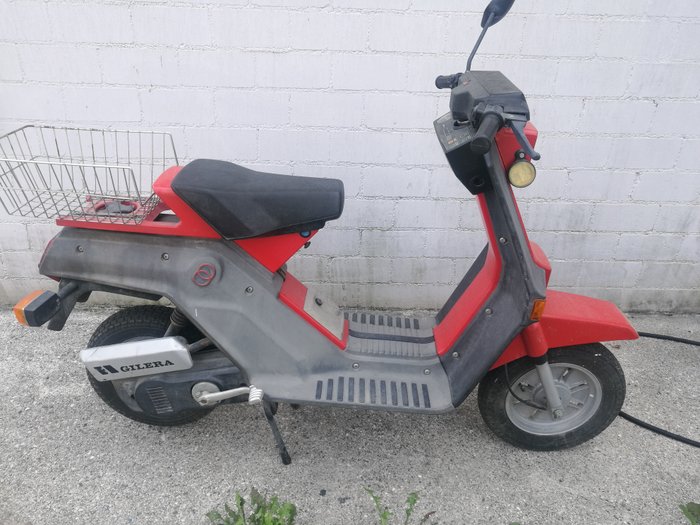 gilera scooter