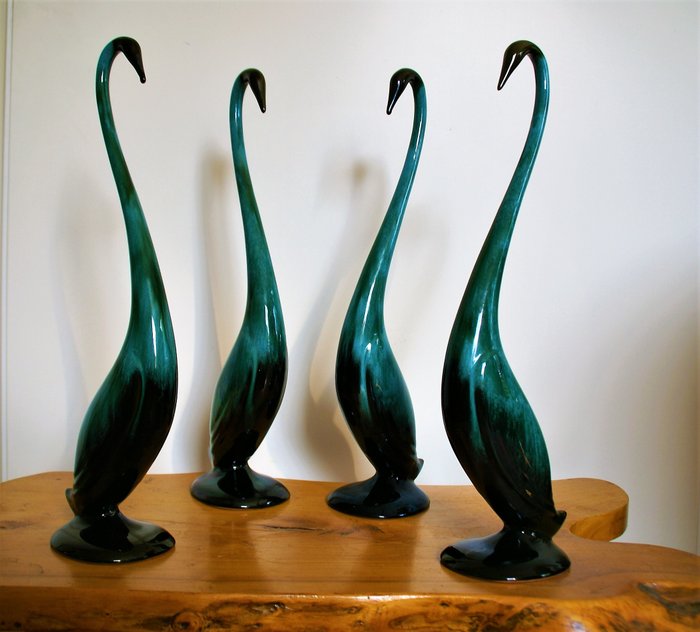 Blue Mountain Pottery - Set of four vintage long neck birds