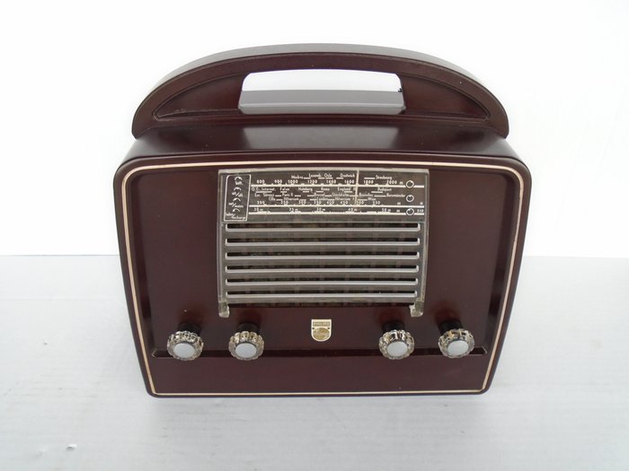 Portable bakelite tube radio PHILIPS LX434AB (handbag) from 1953 Original batteries 67.5 volts