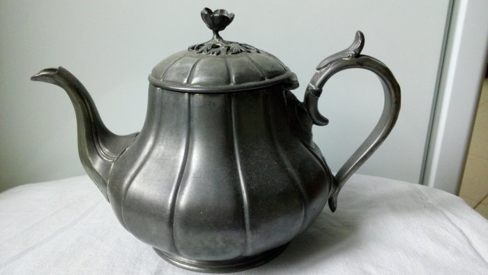 Old Sheffield Tea pot by James Dixon & Sons - metal britannia & pewter n°2973C/S  - 19th century