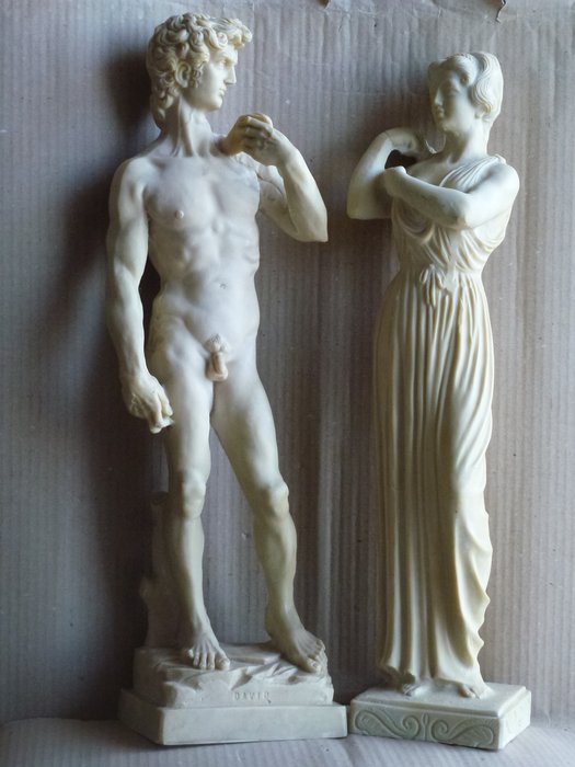 Statues de David de Michel-Ange et Aphrodite - Paire - Résine/Polyester