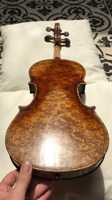 Lovely Master Violin, full size, Giovan Paolo Maggini brescia 1647, Rare speckled maple, beautiful masterpiece, superb luthier work (17/18th century)