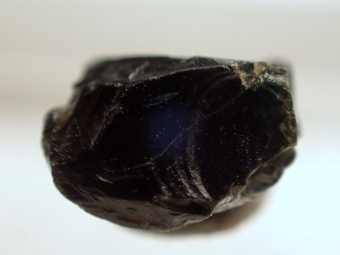 Natural Serendibite Crystal - rare gemstone - - 7,51x6,03x4,23mm - 1,35ct