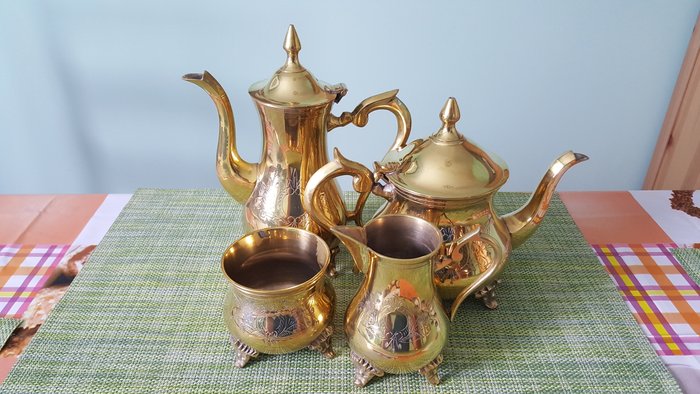Beautiful Vintage Silver Plated EPNS Tea Set of Teapot, Coffee or Hot Water Pot, Milk Jug or Creamer and Sugar Bowl. Silverplate Metal Tea Service