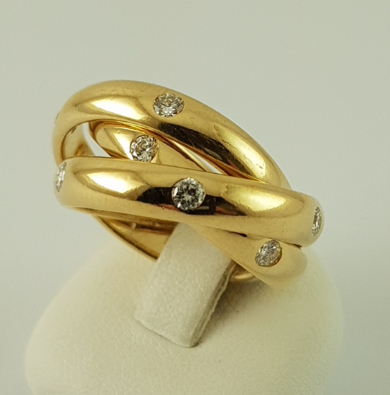cartier trinity ring 15 diamonds
