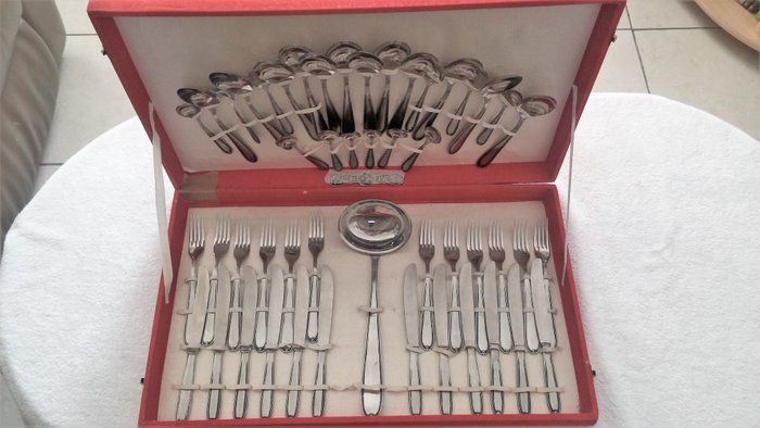 Old Italian 12 people stainless steel cutlery by Gnutti Andrea