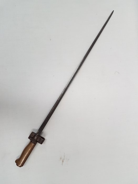 French Rosalie bayonet, M1886 type, for Lebel rifle, WW1