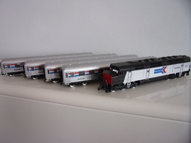 Mehano H0 - FP45 505 - Pociąg marszrutowy - Amtrak