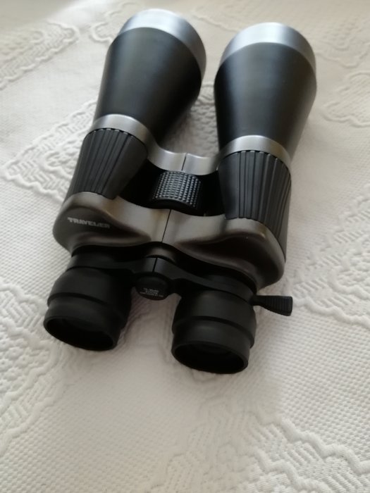 Traveler 10-30x60 Zoom Binoculars with pouch