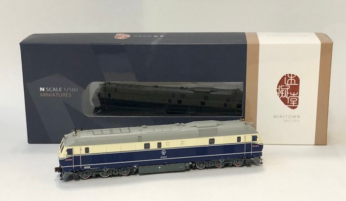 N scale Minitown China Railway DF11G Double Units Diesel Locomotives 
