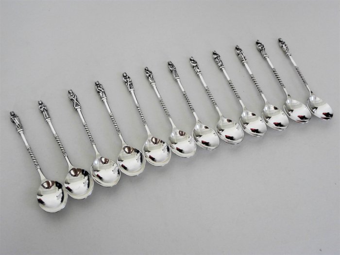 12x Silver plated Apostle spoons