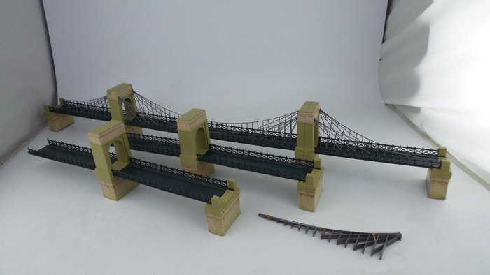 Hornby 00 - R 8008 - 場景 - 2x“Grand Suspension Bridge”
