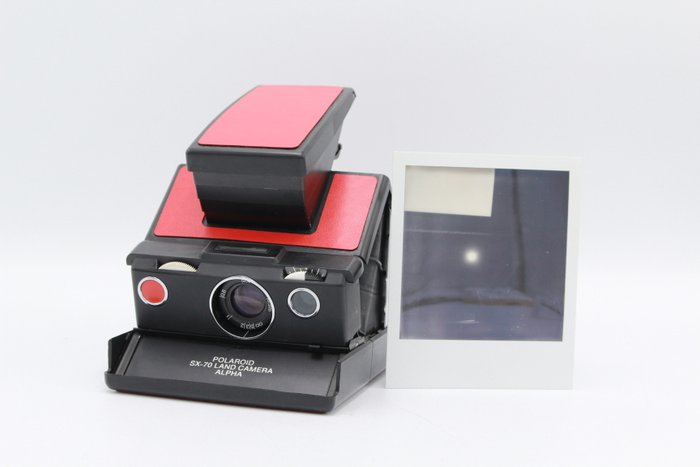Polaroid SX-70 Land Camera Alpha camera with red cover and - Catawiki