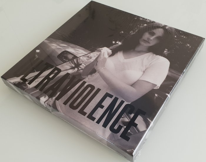 Lana Del Rey ‎– Ultraviolence Limited Edition Box Set / 2xLP Picture Disc, Deluxe CD Digipack and 4 Exclusive Art Prints / Sealed Limited Edition 