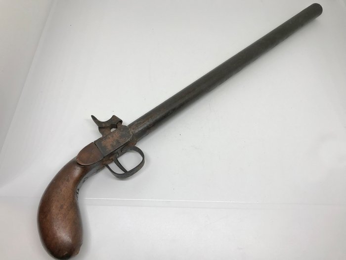 Poacher percussion rifle, long round barrel - circa 1840, (manufacture of St Etienne)