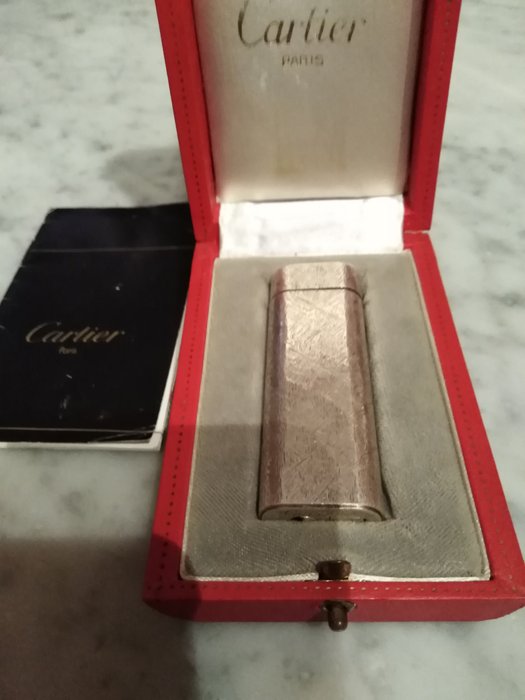 Cartier lighter in brushed silver