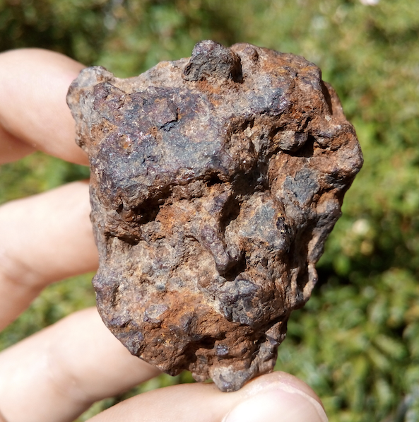 Palasita de Sericho. Meteorito de pedregoso-metálico - 4,5x4x3cm - 86g - Great shape