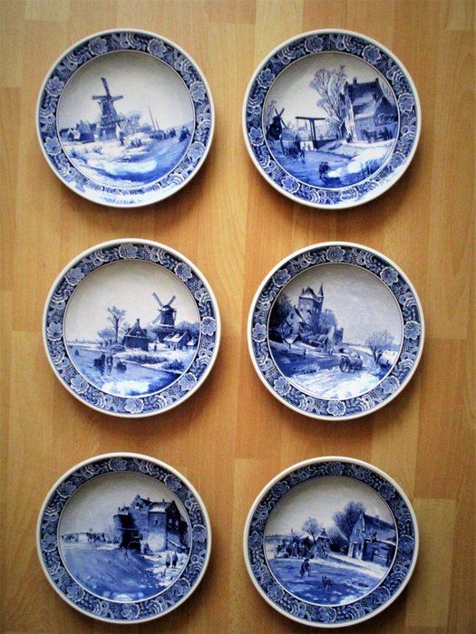 Paul van Dort - Royal Goedewaagen - Collection complète Plaques - " Het Hollandse Landschap In Delfts Blauw "