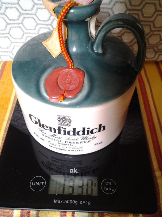 Glenfiddich pure malt scotch whisky "Special Reserve" - 43% vol. 75cl. - Old Ceramic of the 1980s