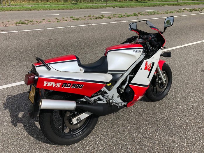 Yamaha - RD500 - 500 cc - 1985