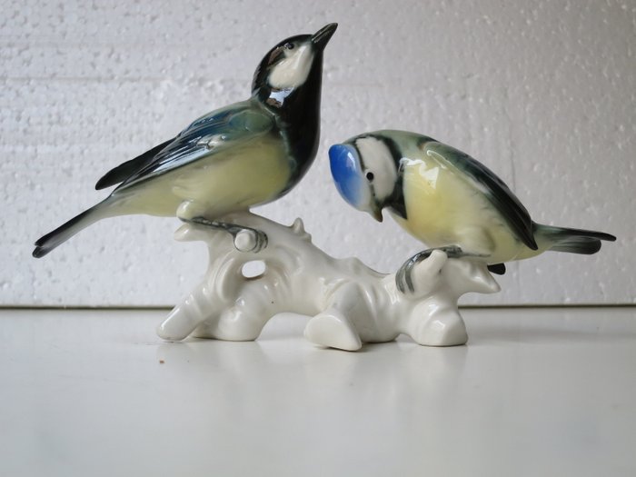 Porzellanfabrik Karl Ens - fugl figur 2 bryster på gren - Porcelæn