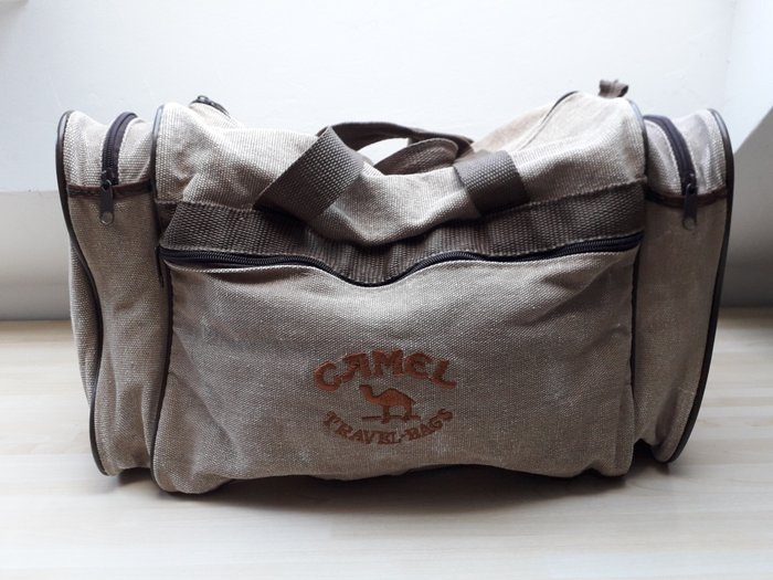Camel Τσάντα ταξιδιού - Sac de voyage de la marque Camel - Toile