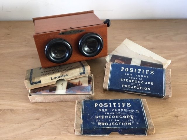Unis France, Stereoscopes Paris - Inc. 3 boxes of glass pictures - 1st half of the 20th century