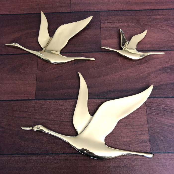  - wall decoration - 3 brass birds