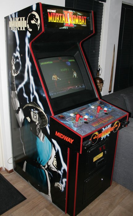 Mortal Kombat II Arcade cabinet
