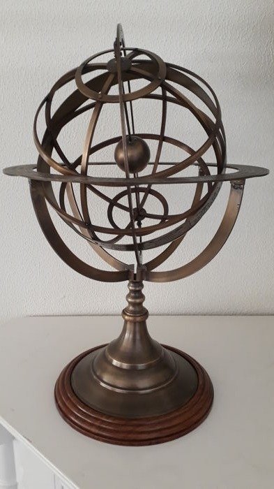 Globe with armilary sphere - Χαλκός