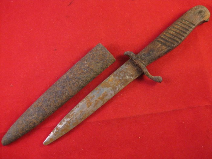 World War I 1914-1918 Germany Trench Dagger Combat Knife - Found on the Battlefield VERDUN
