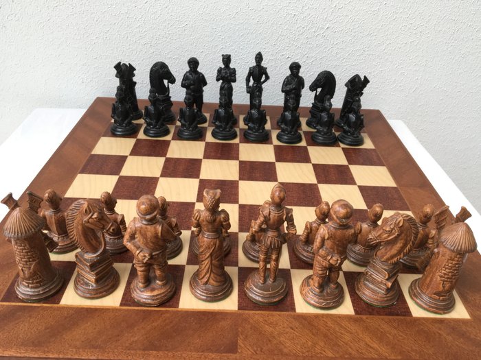 Peças de xadrez bonitas Don Quixote - Madeira