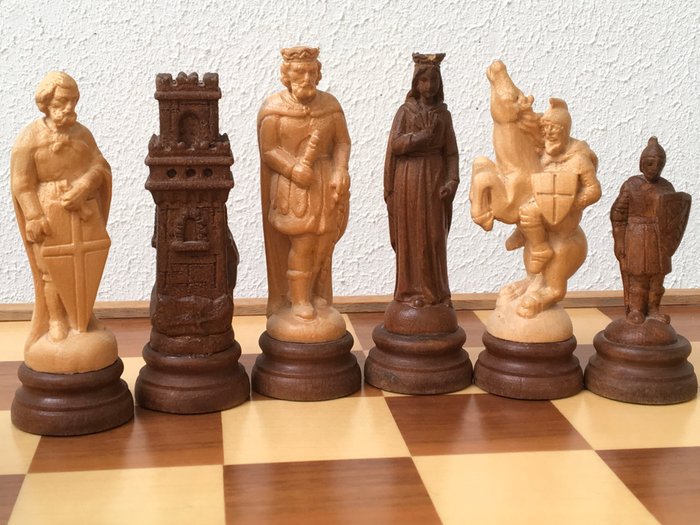 Joc de șah original, probabil Anri - Lemn