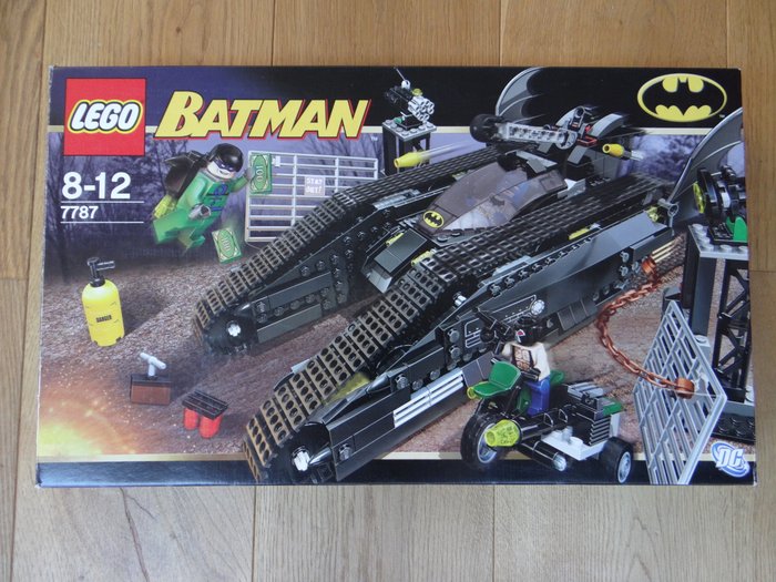 LEGO PART STICKERS FROM BATMAN SET 7785 PART LEFT GENUINE ORIGINAL V3 
