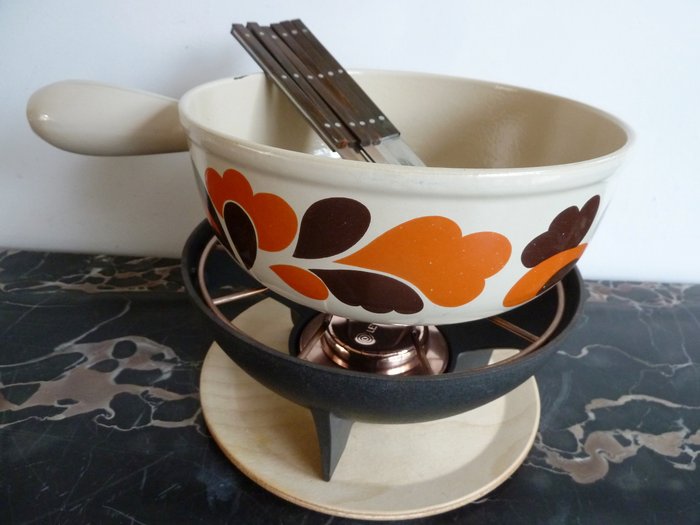 Le Creuset, vintage fondue set, complete