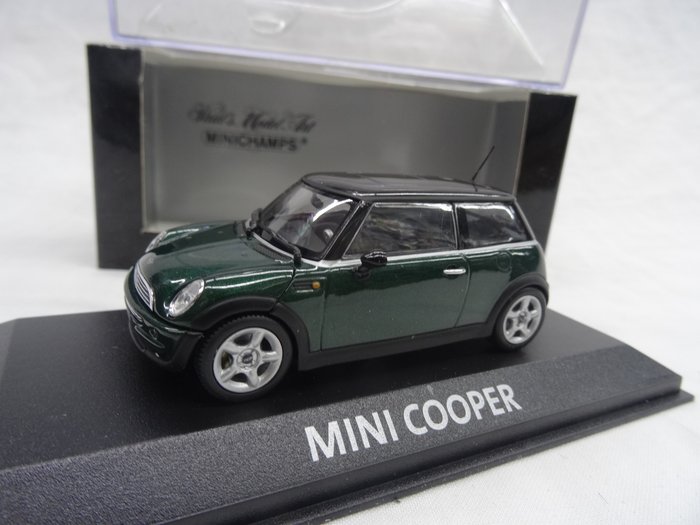 MiniChamps - 1:43 - Mini Cooper - Color Green