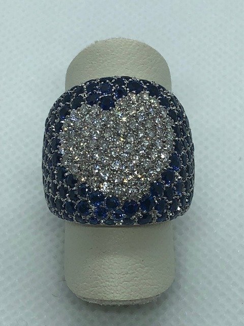 Pasquale Bruni - White gold ring with sapphire and diamonds