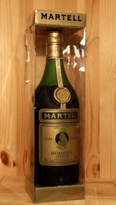 Martell Medaillon VSOP Cognac, 70cl, 40% Alc/vol. incl. original box