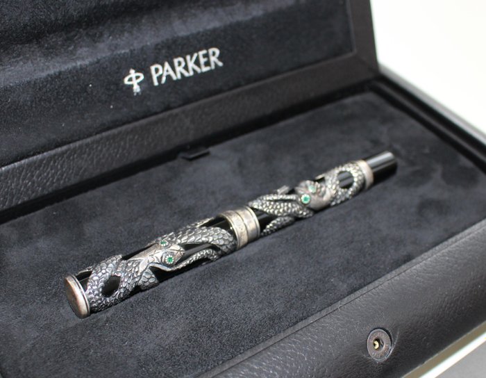 Parker Snake Silver Limited Edition Fountain Pen  Original Box in Papers  very nice Ultra rare 