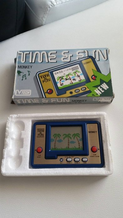 Vtech Time & Fun Monkey handheld LCD Game 1981