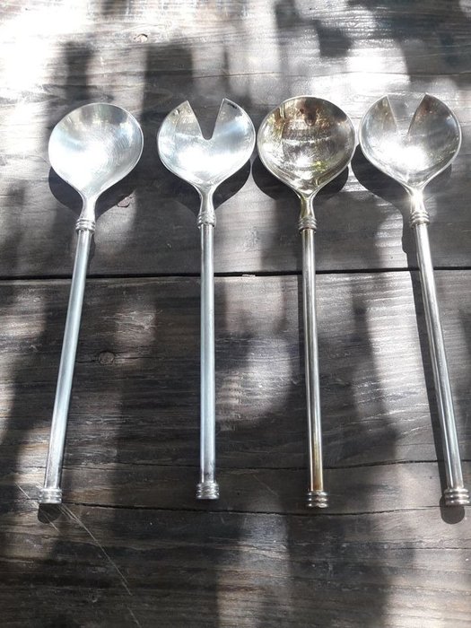 Salad servers branded E.P.Zinc, Made in Italy, silver-plated metal & Guy Degrenne 18.10 France, mirror polished